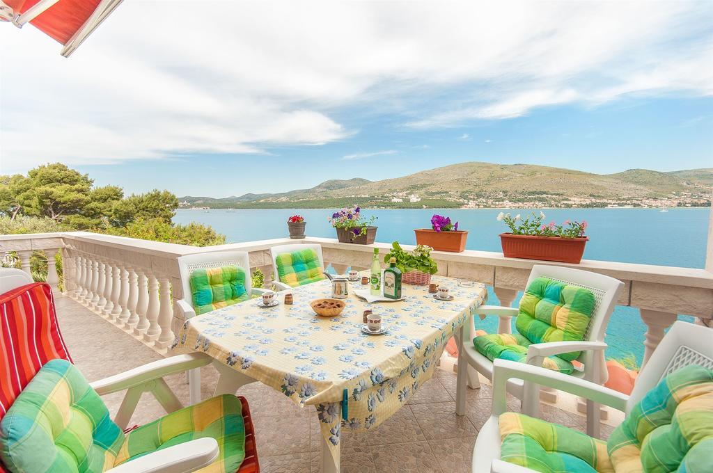 Apartments Natasa Trogir Exterior photo